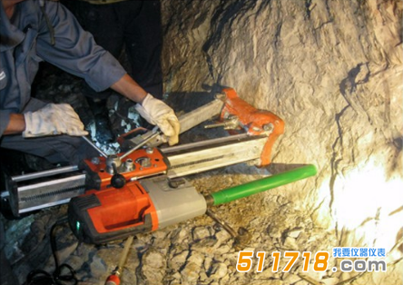 瑞典GEO CD34電動(dòng)坑道巖心鉆機(jī).png 瑞典GEO CD34電動(dòng)坑道巖心鉆機(jī).png